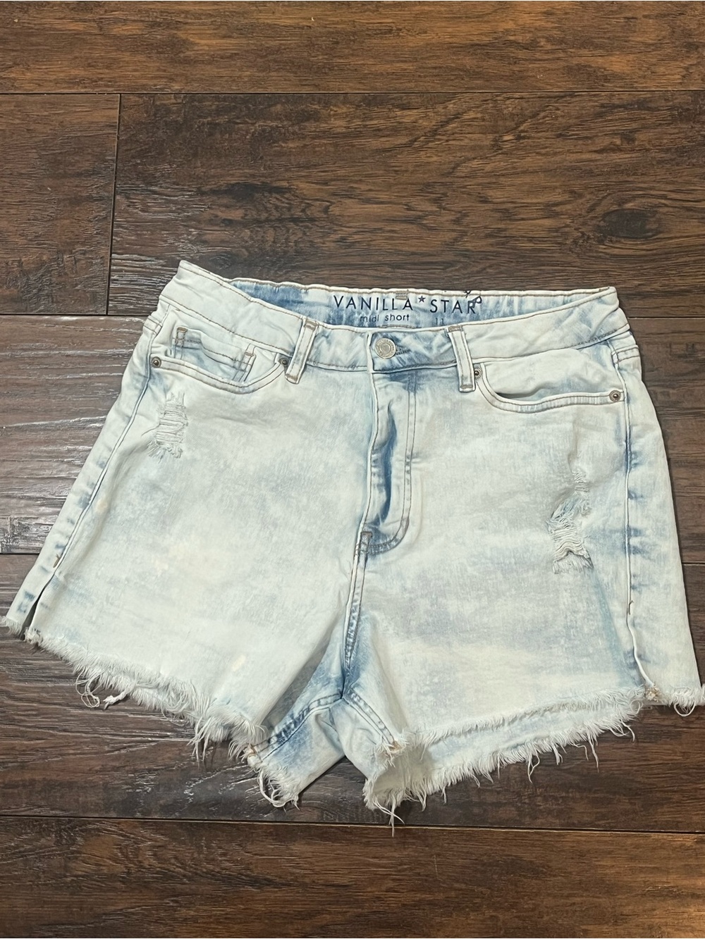 Vanilla Star Light Blue Distressed Denim Shorts